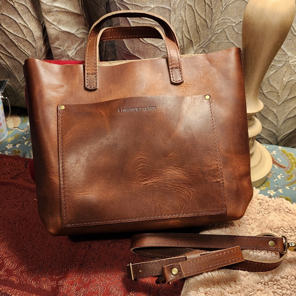 PLG Mystery Brown Medium Classic Crossbody